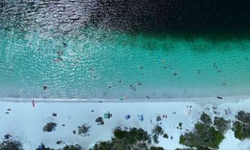 Lake McKenzie